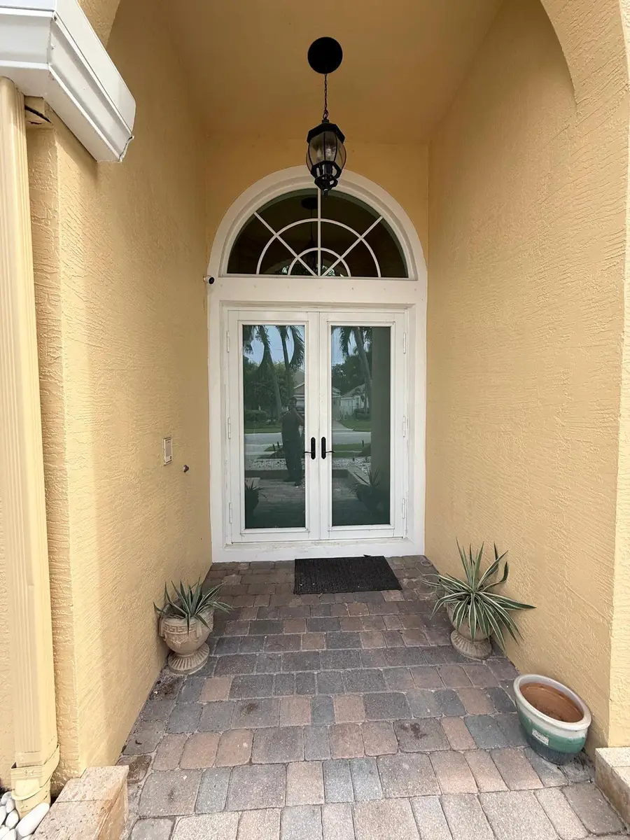 307 Berenger Walk, Royal Palm Beach, FL 33414 - #3