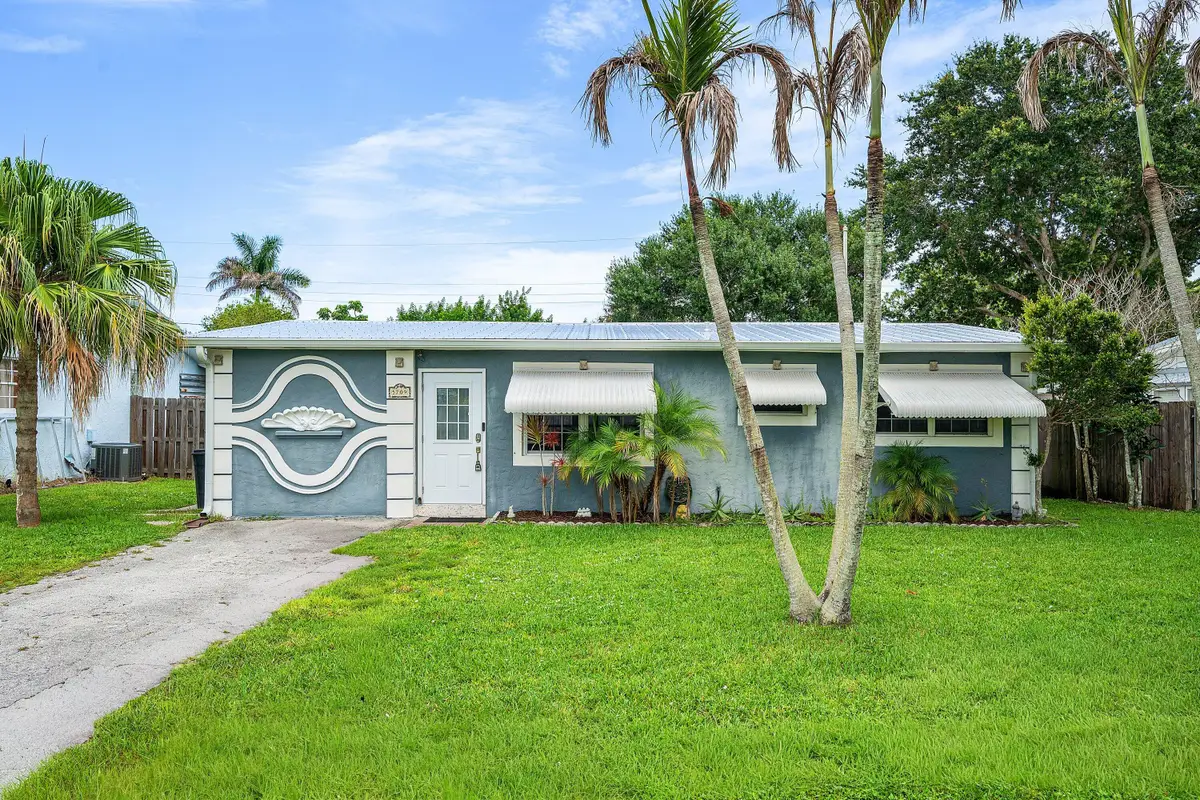 5709 SE Indigo Avenue, Stuart, FL 34997 - #1