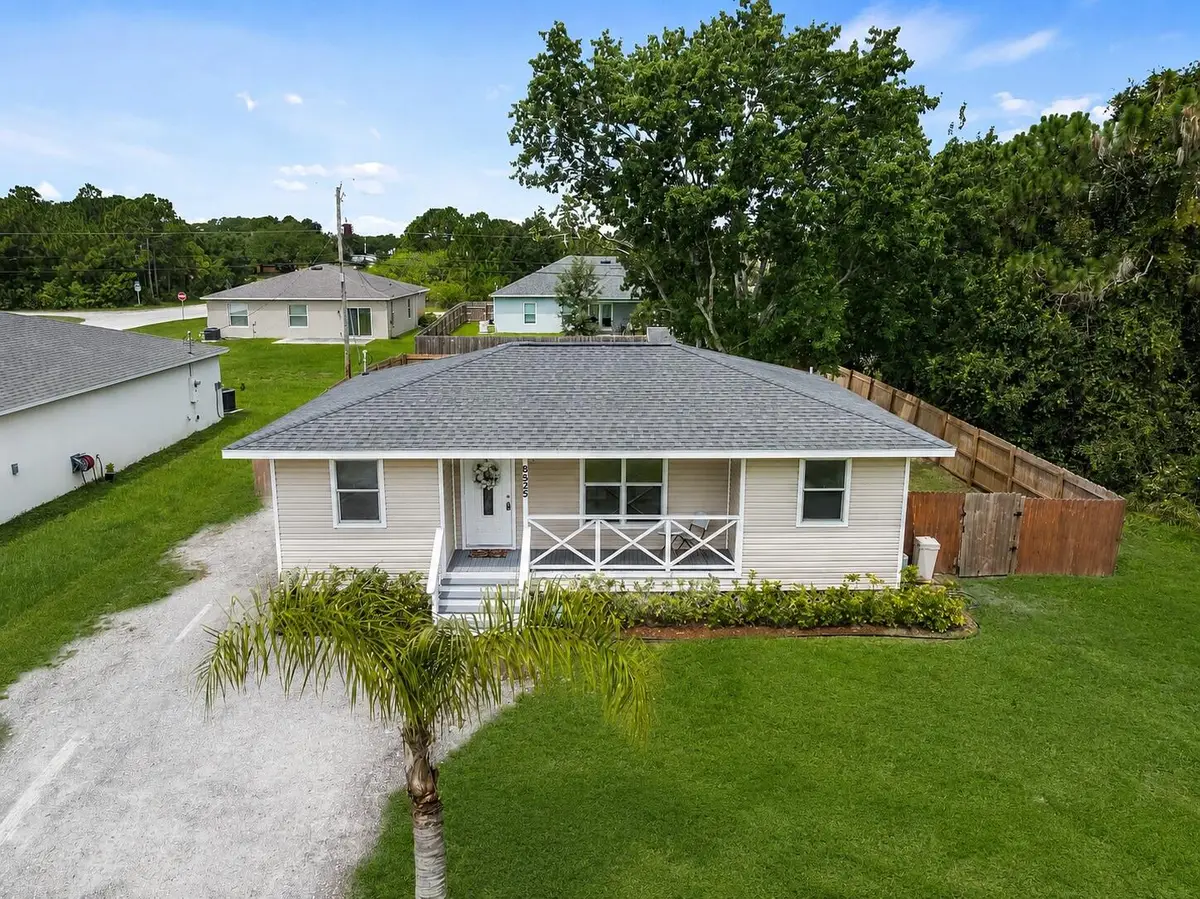 8525 101st Court, Vero Beach, FL 32967 - #1