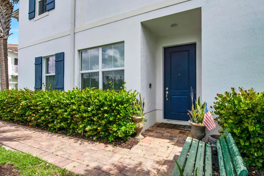 50 Palm Lane, Royal Palm Beach, FL 33411 - #3