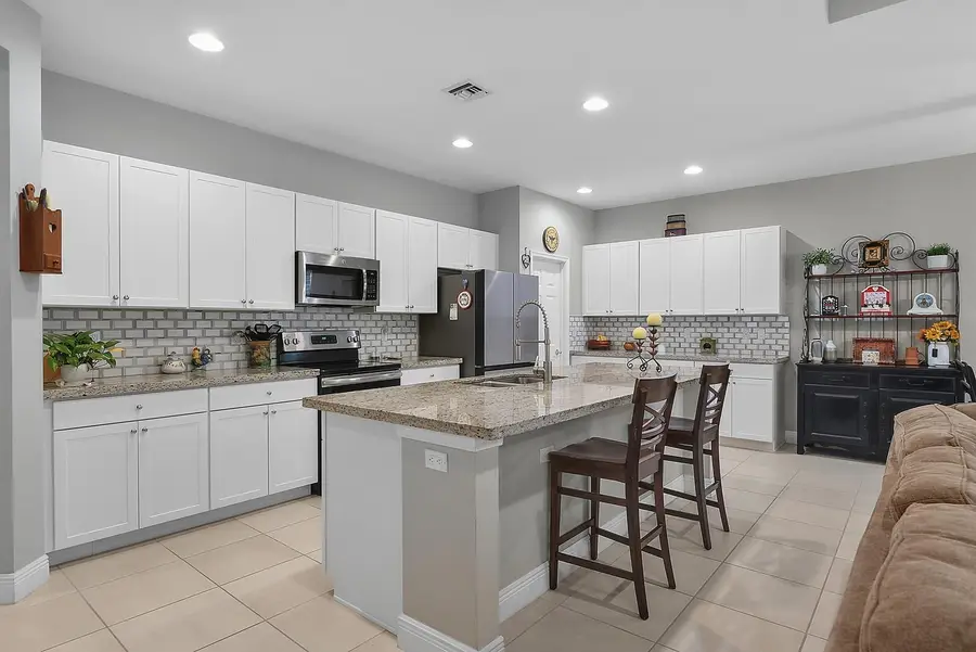 1332 NW Leonardo Circle, Port Saint Lucie, FL 34986 - #3