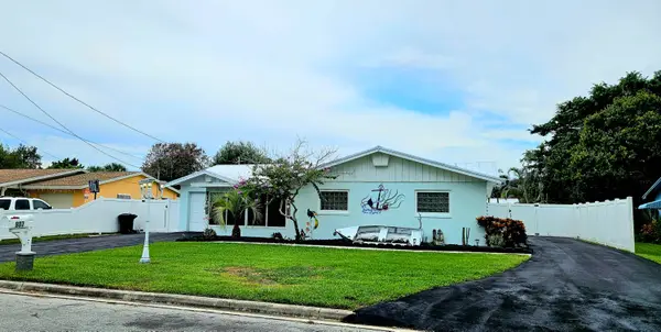 807 Grandview Boulevard, Fort Pierce, FL 34982