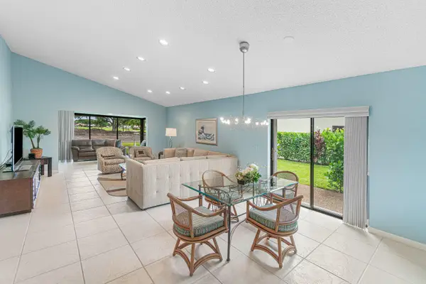 27 Stratford Lane W #D, Boynton Beach, FL 33436