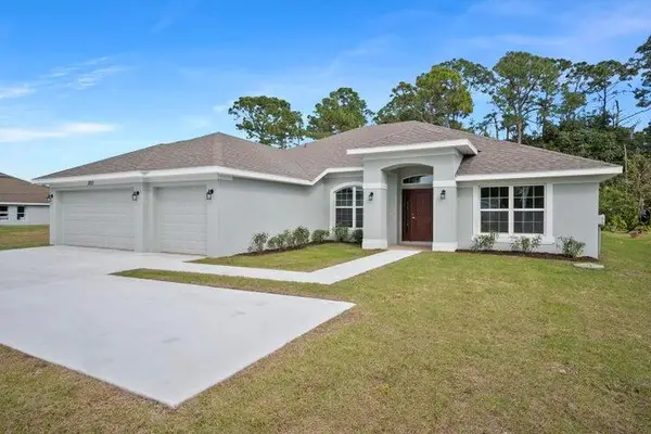 292 SW Ridgecrest Drive, Port St Lucie, FL 34953