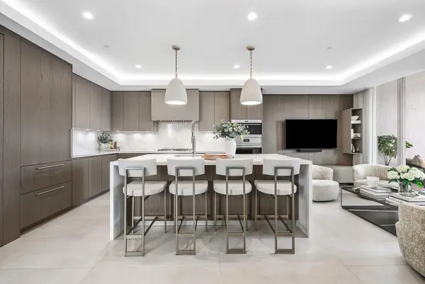 475 E Royal Palm Road #306, Boca Raton, FL 33432