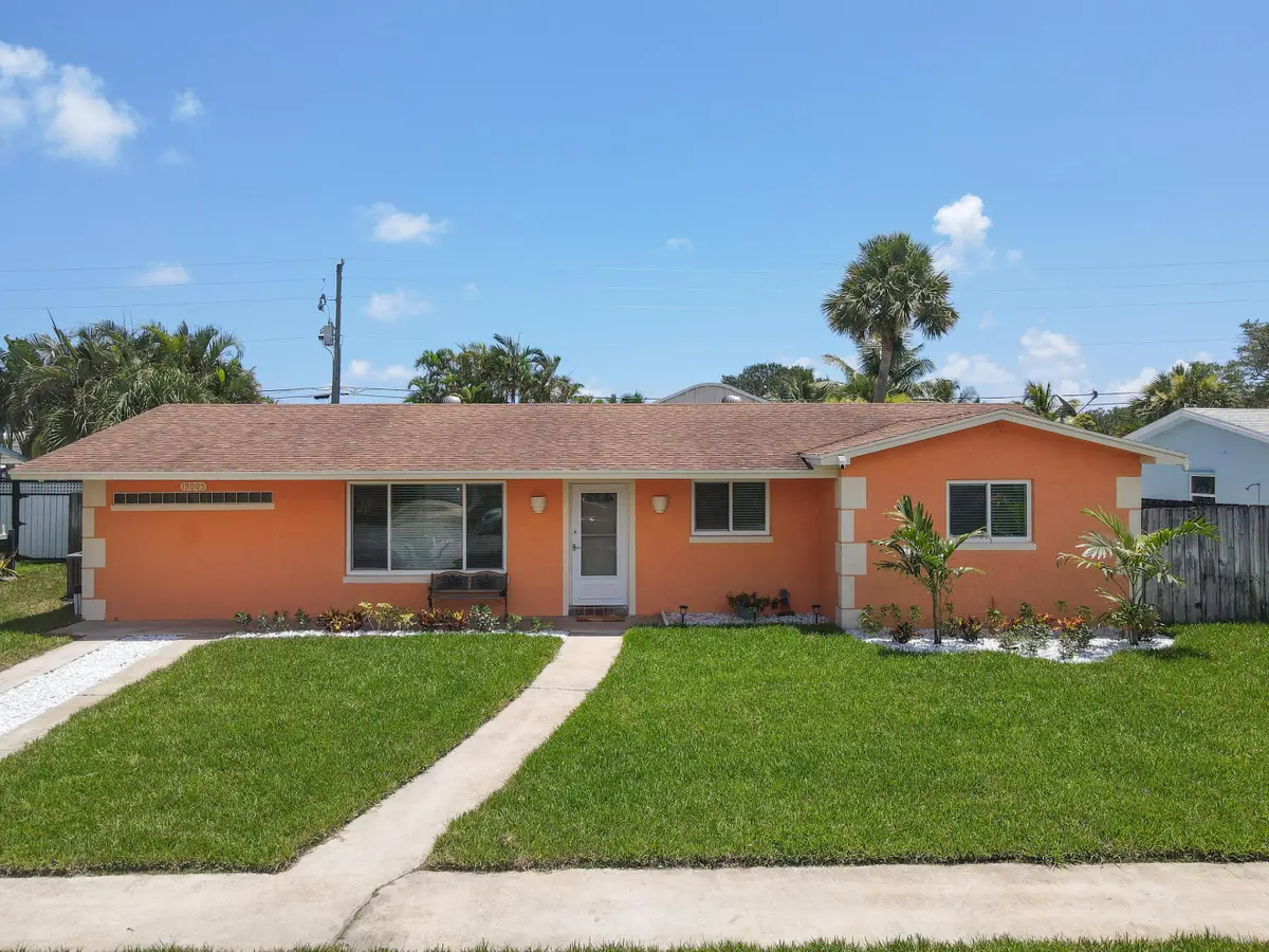 19005 SE Southgate Drive, Jupiter, FL 33469 - #1