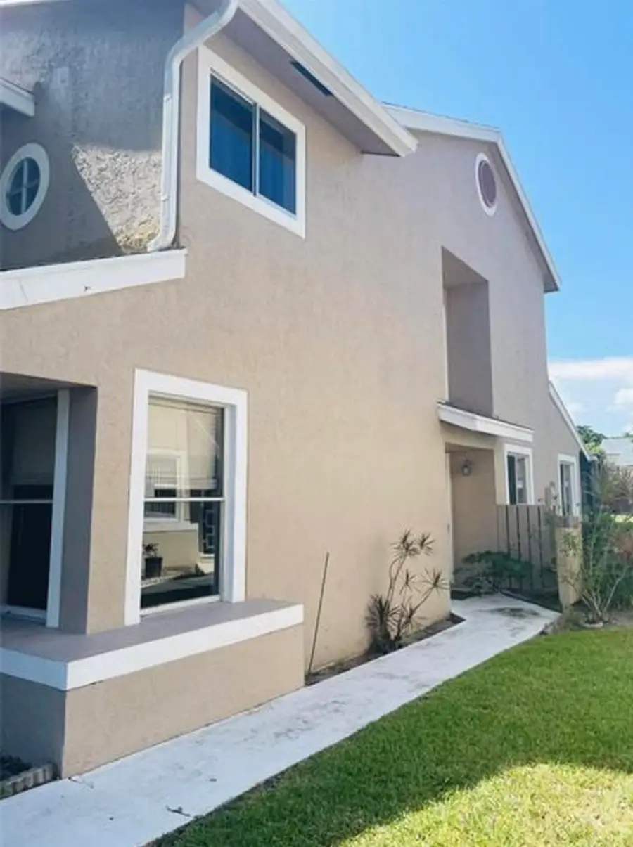 1877 Discovery Way, Deerfield Beach, FL 33442 - #2