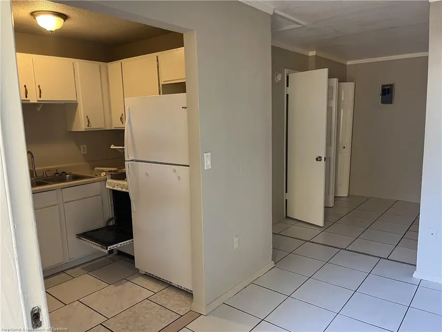 231 S Orange Street, Sebring, FL 33870 - #3