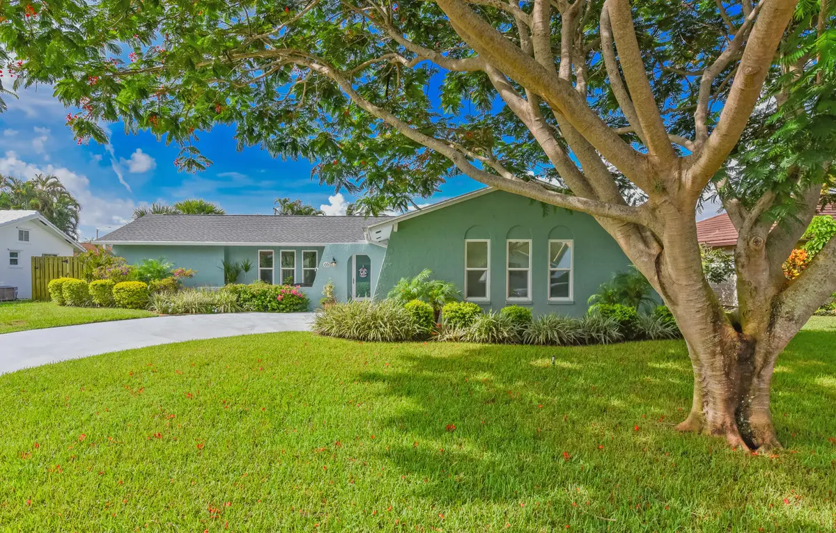 4368 Hawthorn Avenue, Palm Beach Gardens, FL 33410 - #1