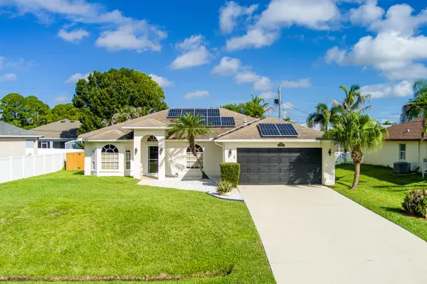 1978 SW Hillman Street, Port St Lucie, FL 34953