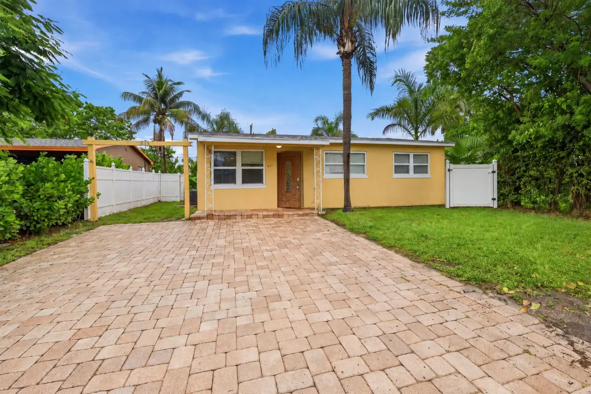 939 Charles Street, West Palm Beach, FL 33401 - #1