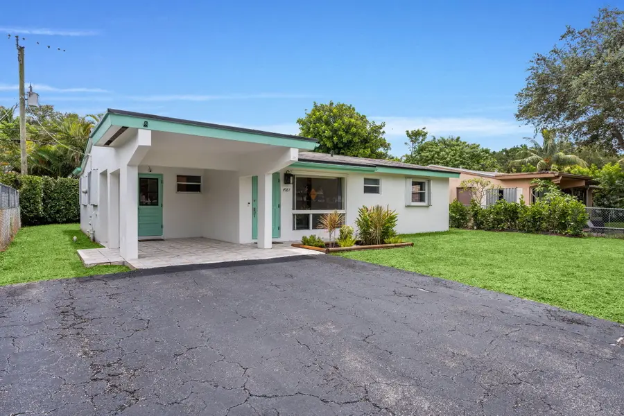4987 SW 25th Avenue, Dania Beach, FL 33312 - #3