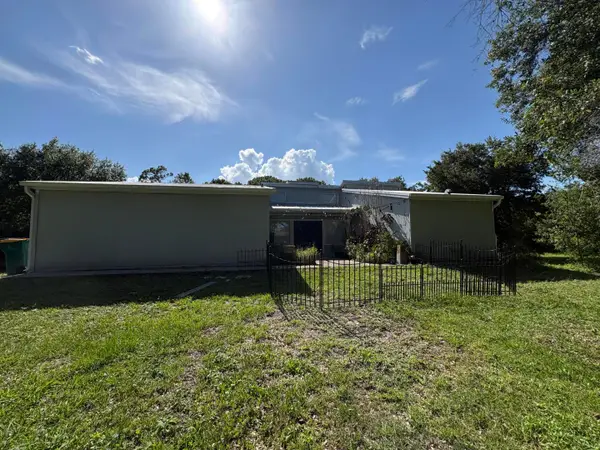 2550 Corey Avenue, Melbourne, FL 32904