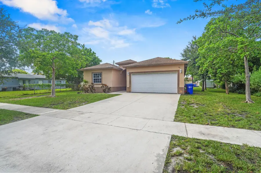 2430 NW 13th Street, Pompano Beach, FL 33069 - #2