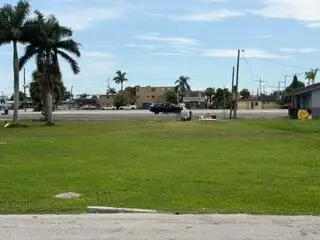 632 SW Avenue C, Belle Glade, FL 33430