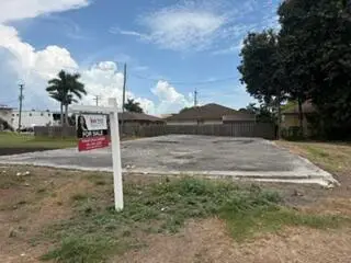 4 SW Sw Street, Belle Glade, FL 33430 - #1