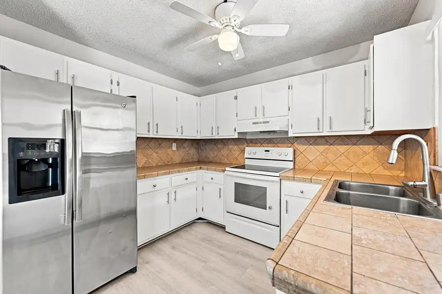 4408 NW 4th Avenue, Deerfield Beach, FL 33064 - #3