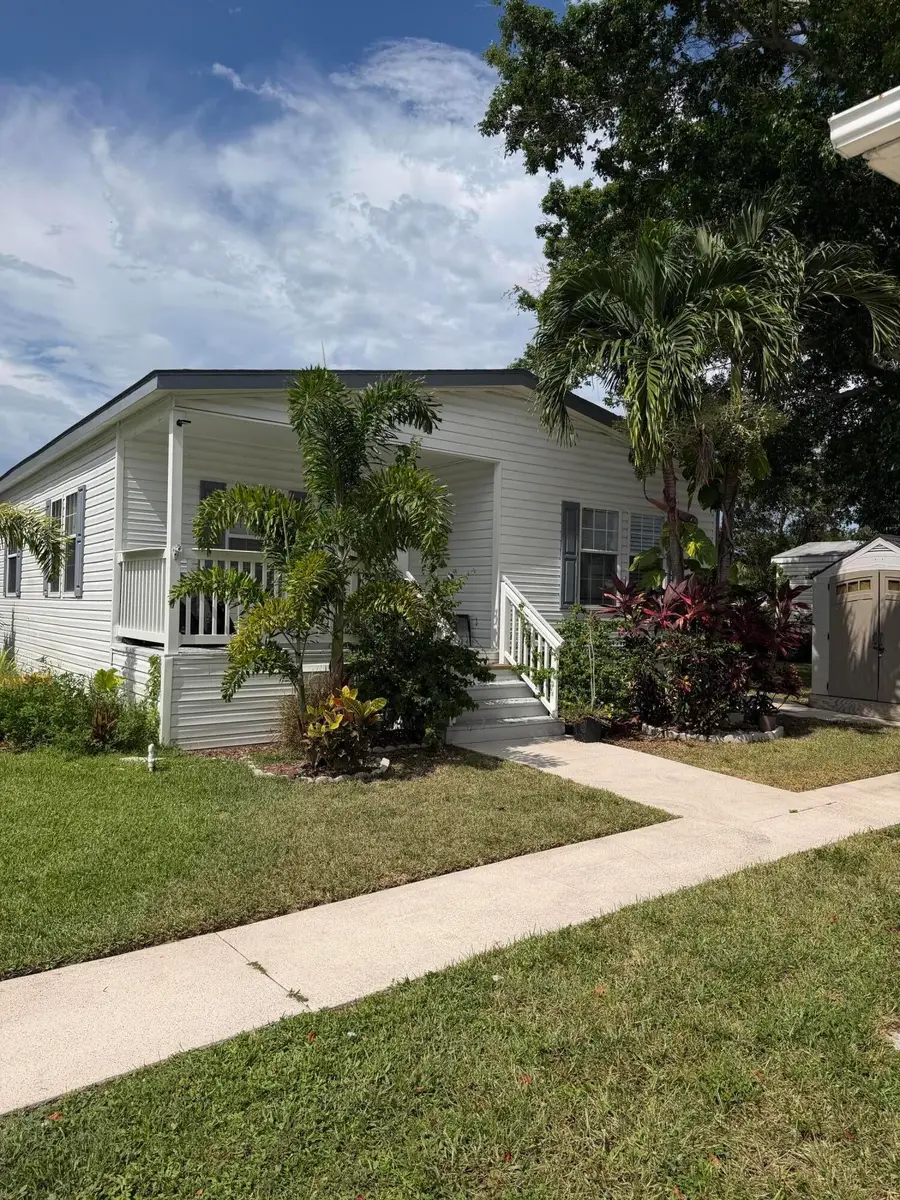 2555 Pga Boulevard #303, Palm Beach Gardens, FL 33410 - #2