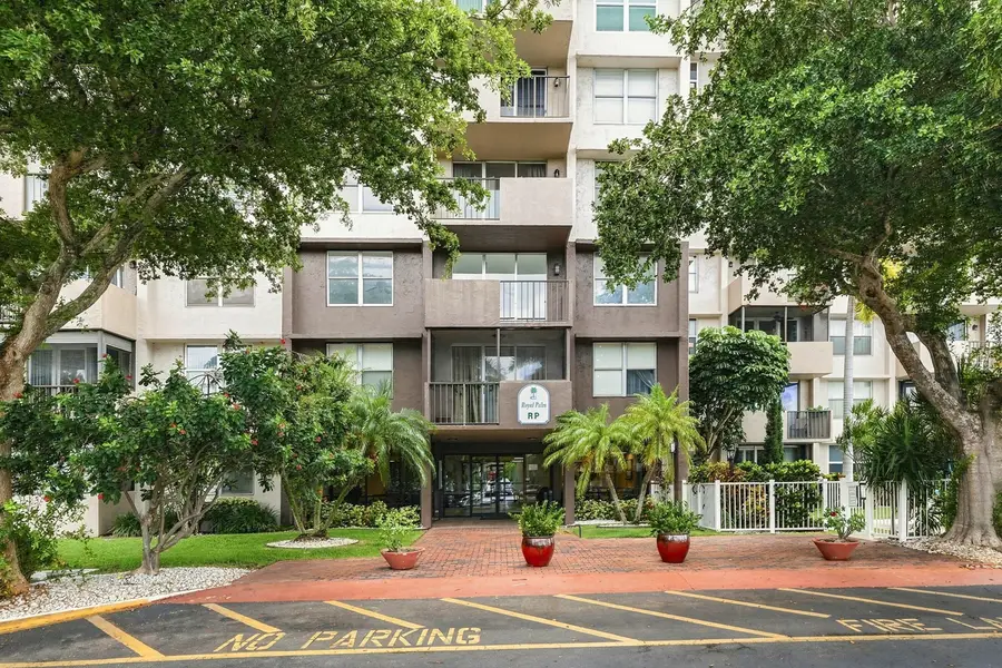 777 S Federal Highway #RP PH 15, Pompano Beach, FL 33062 - #2