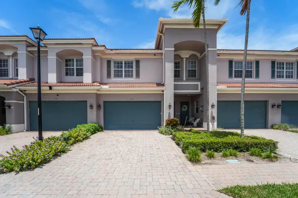126 Lancaster Road, Boynton Beach, FL 33426