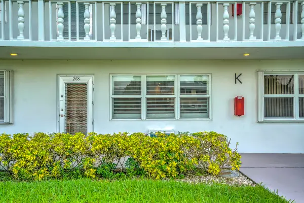 268 Andover K #268, West Palm Beach, FL 33417