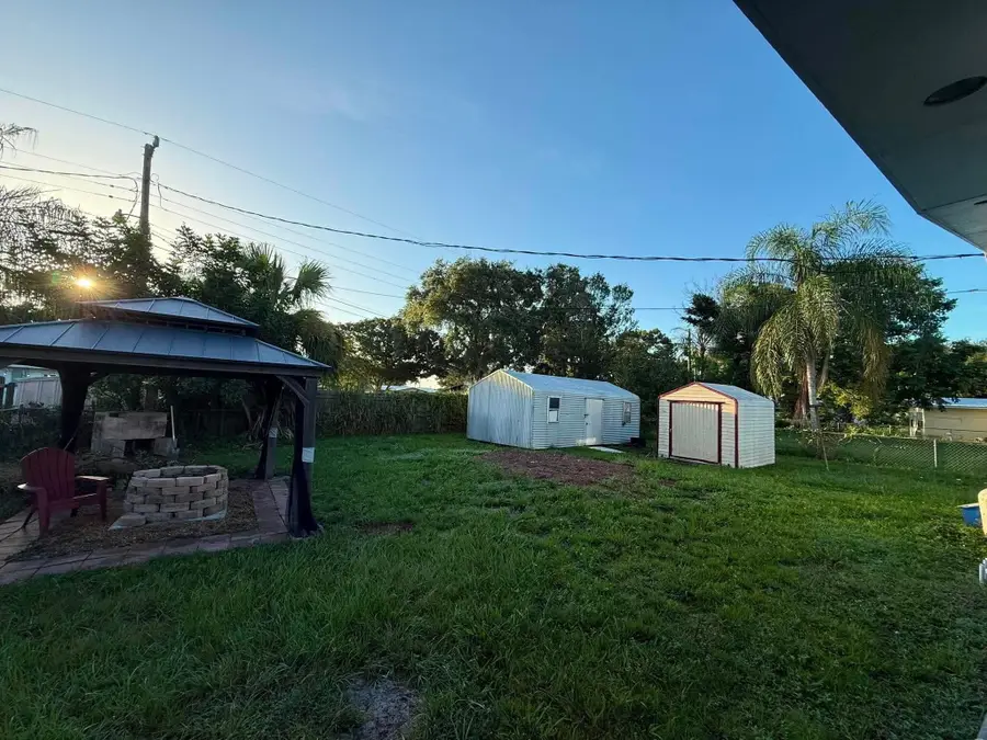 3484 Sunrise Boulevard, Fort Pierce, FL 34982 - #3