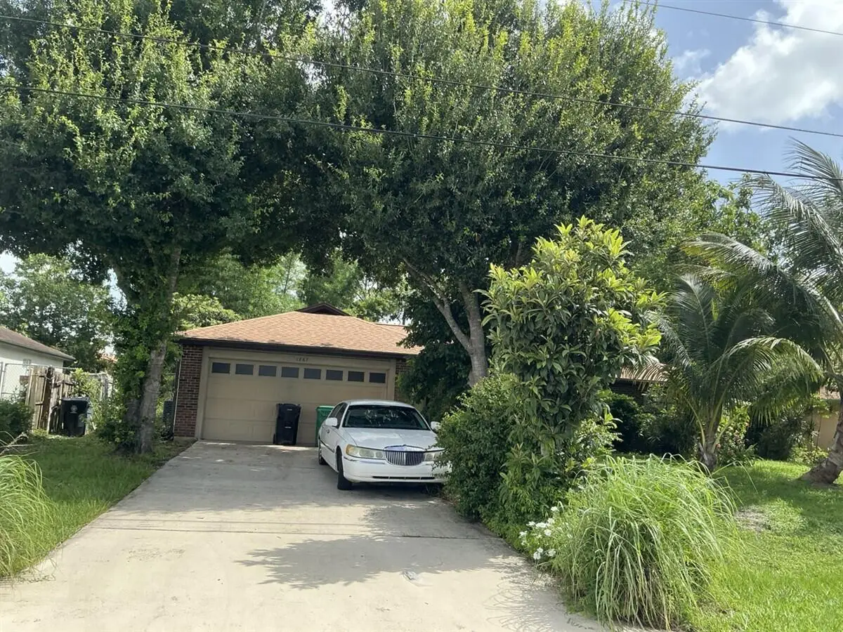 1867 SW Fears Avenue, Port Saint Lucie, FL 34953 - #1