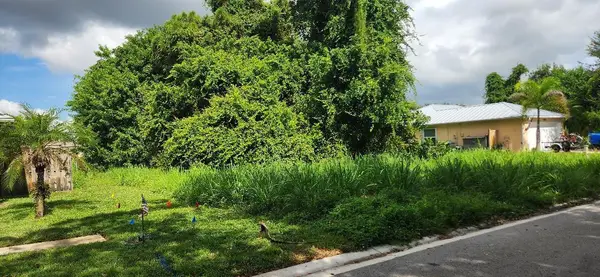 8289 Spicebush Terrace, Port St Lucie, FL 34952