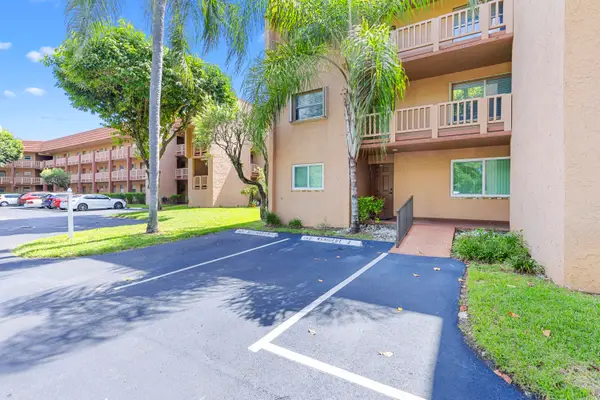 9861 Sunrise Lakes Boulevard #101, Sunrise, FL 33322