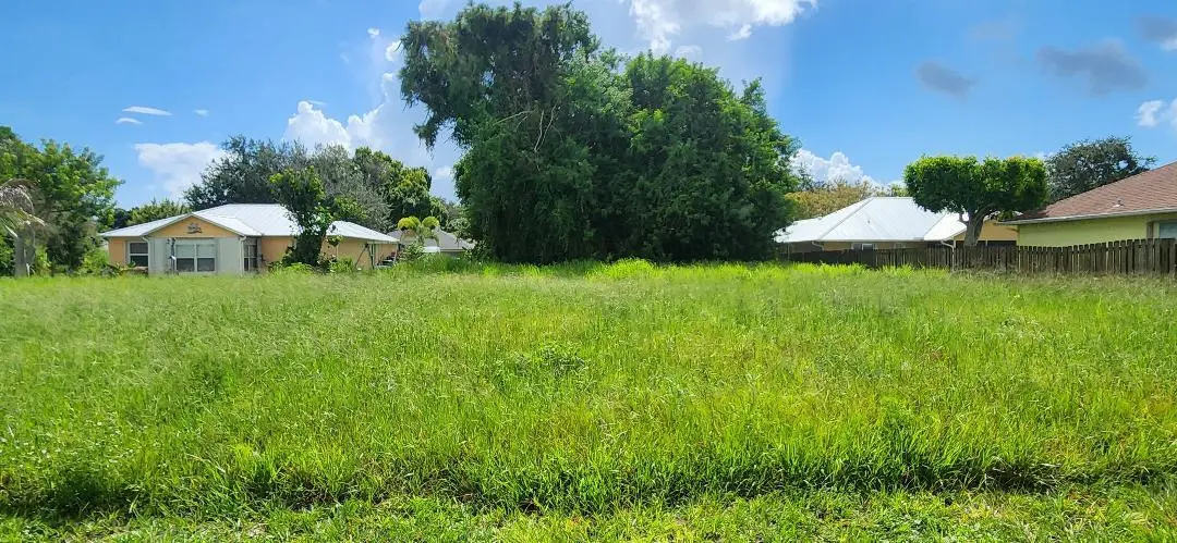 8247 Sandpine Circle, Port Saint Lucie, FL 34952 - #1