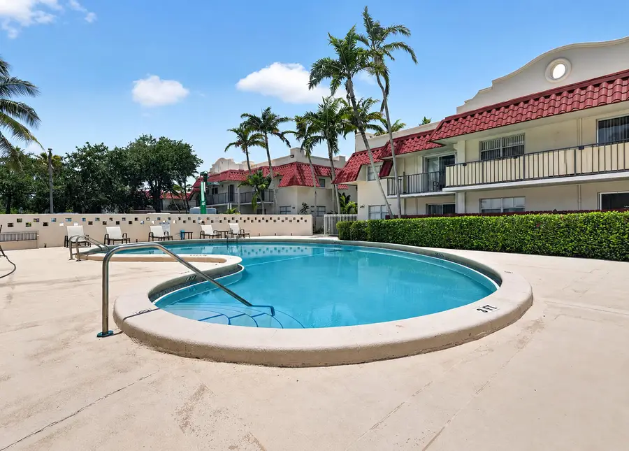 6705 N Kendall Drive #307, Pinecrest, FL 33156 - #2