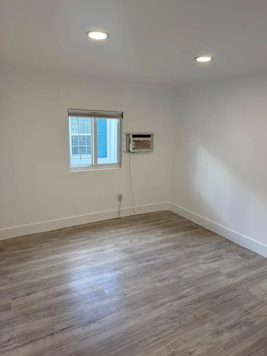 650 NW 214th Avenue, Pembroke Pines, FL 33029 - #3