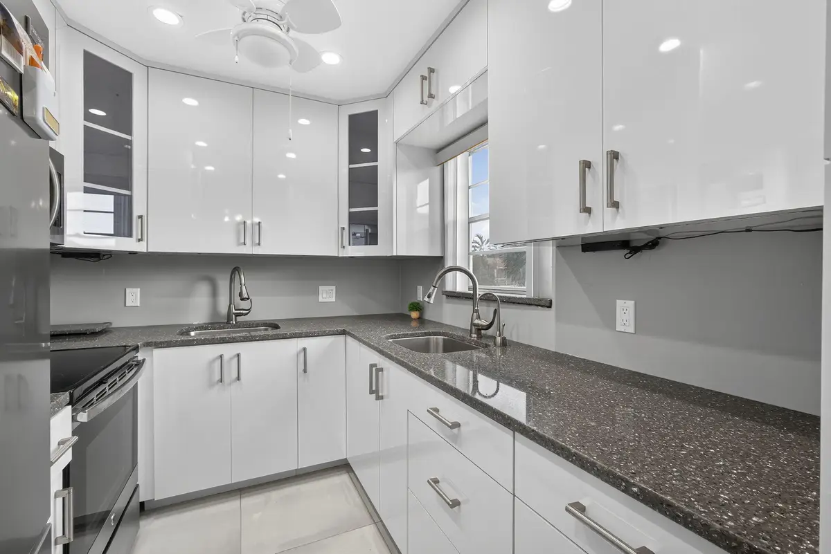 160 Easthampton G, West Palm Beach, FL 33417 - #1