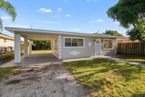 4546 Carver Street, Lake Worth, FL 33463