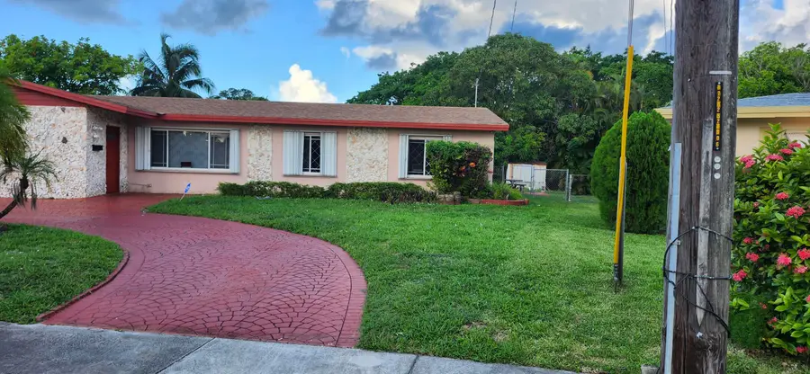 3830 NW 27th Street, Lauderdale Lakes, FL 33311 - #3