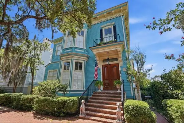 207 E Gwinnett Street, Savannah, GA 31401 - #1