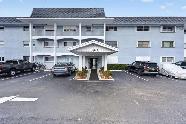 100 Shore Court #311, North Palm Beach, FL 33408