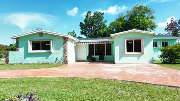 2907 SW 67th Terrace, Miramar, FL 33023