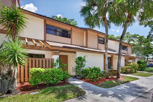 4705 NW 30th Street, Coconut Creek, FL 33063