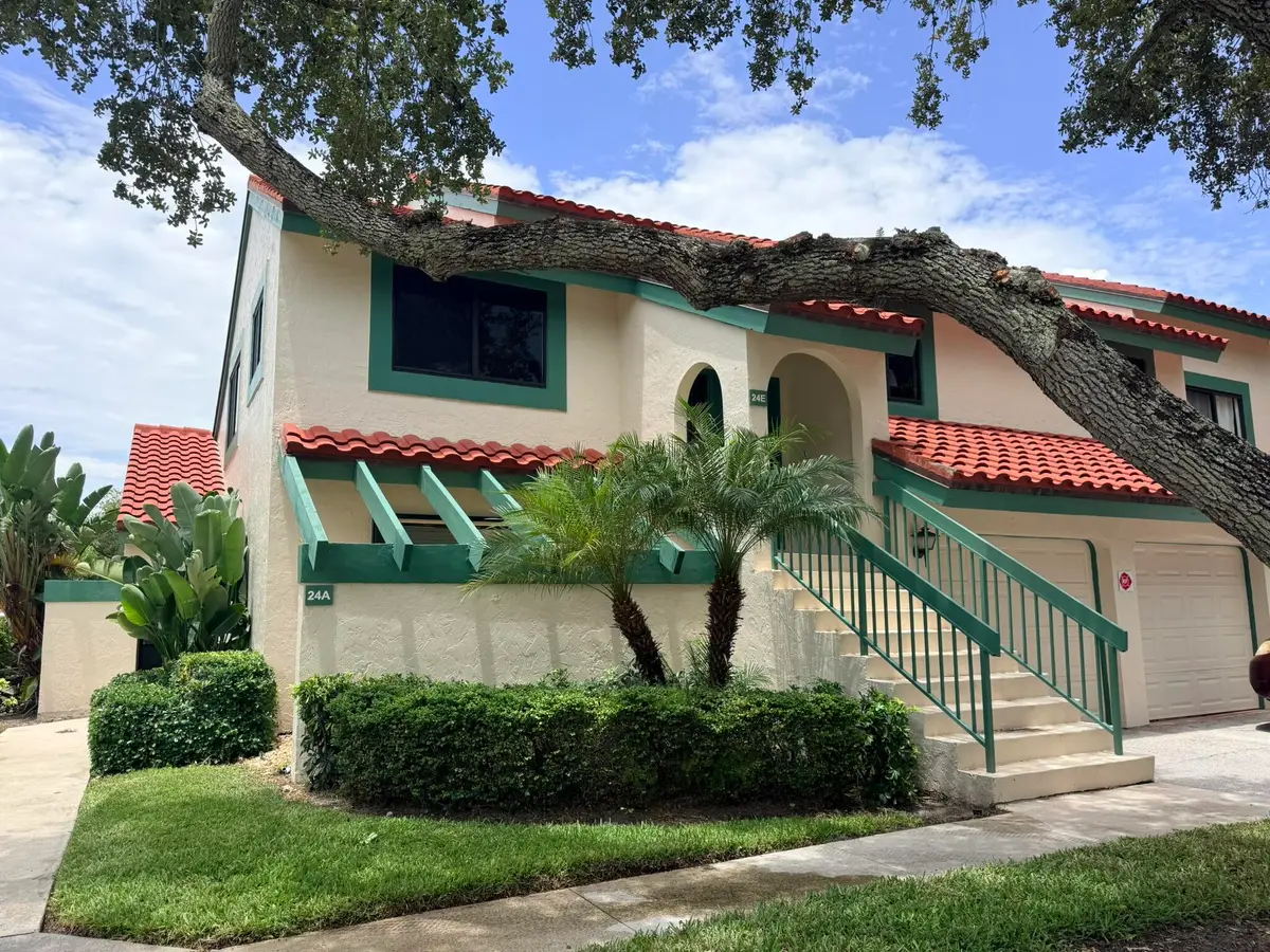 24 Lexington Lane W #A, Palm Beach Gardens, FL 33418 - #1