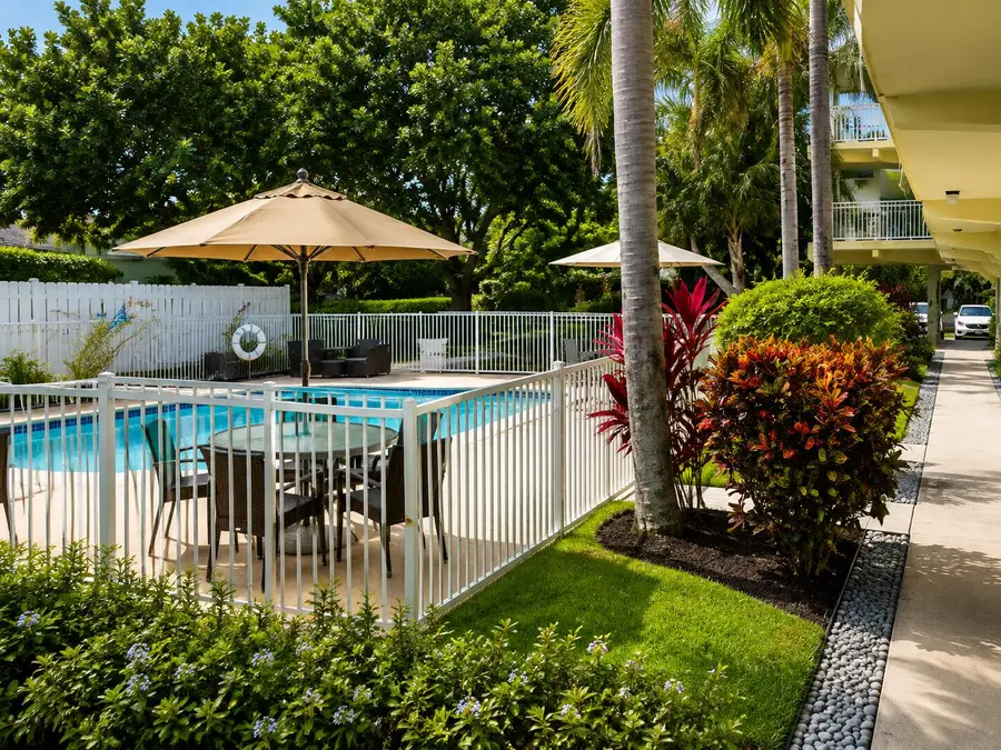 1900 NE 8th Court #204, Fort Lauderdale, FL 33304 - #2