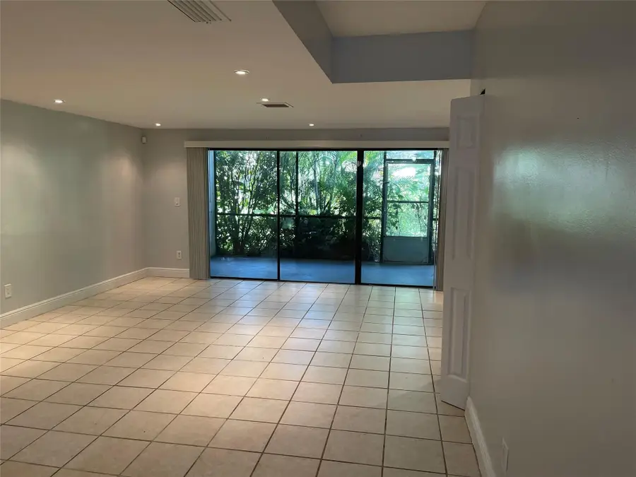 8843 Springtree Lakes Drive, Sunrise, FL 33351 - #3