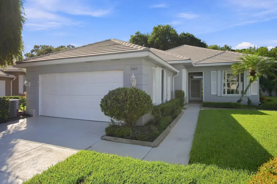 240 NW Bentley Circle, Port Saint Lucie, FL 34986 - #3