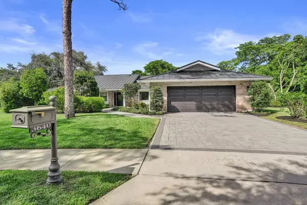 3640 NW 24th Way, Boca Raton, FL 33431