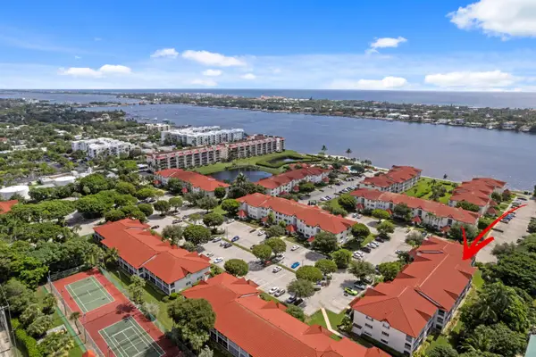 106 Half Moon Circle #B1, Hypoluxo, FL 33462