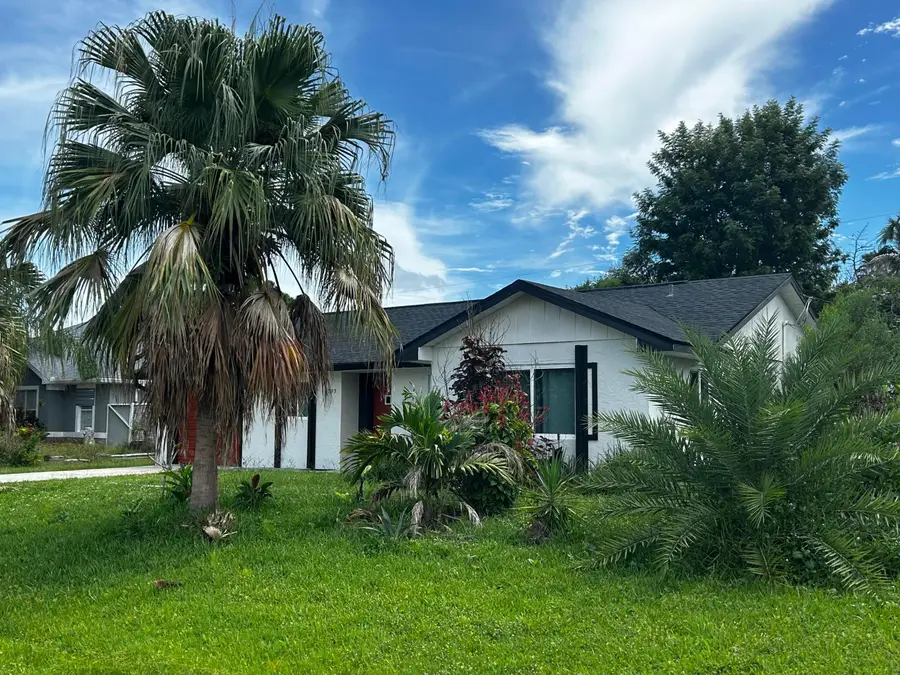 793 SW Dorchester Street, Port Saint Lucie, FL 34983 - #2