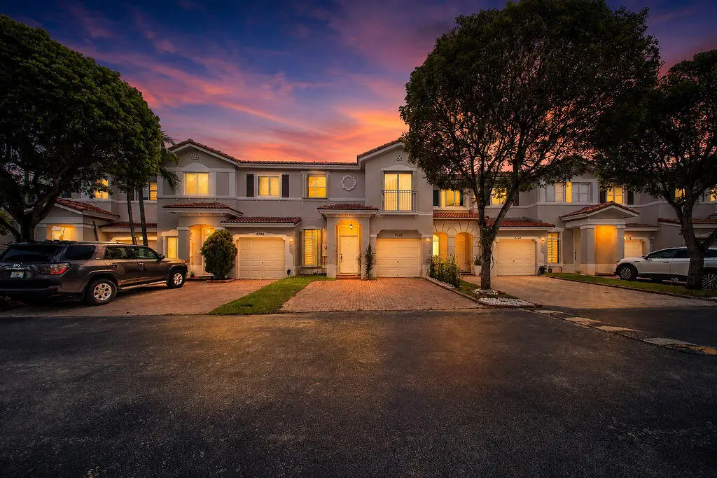 5733 NW 112th Place, Doral, FL 33178 - #1