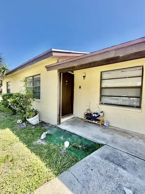 419 Glenwood Drive, West Palm Beach, FL 33415 - #2