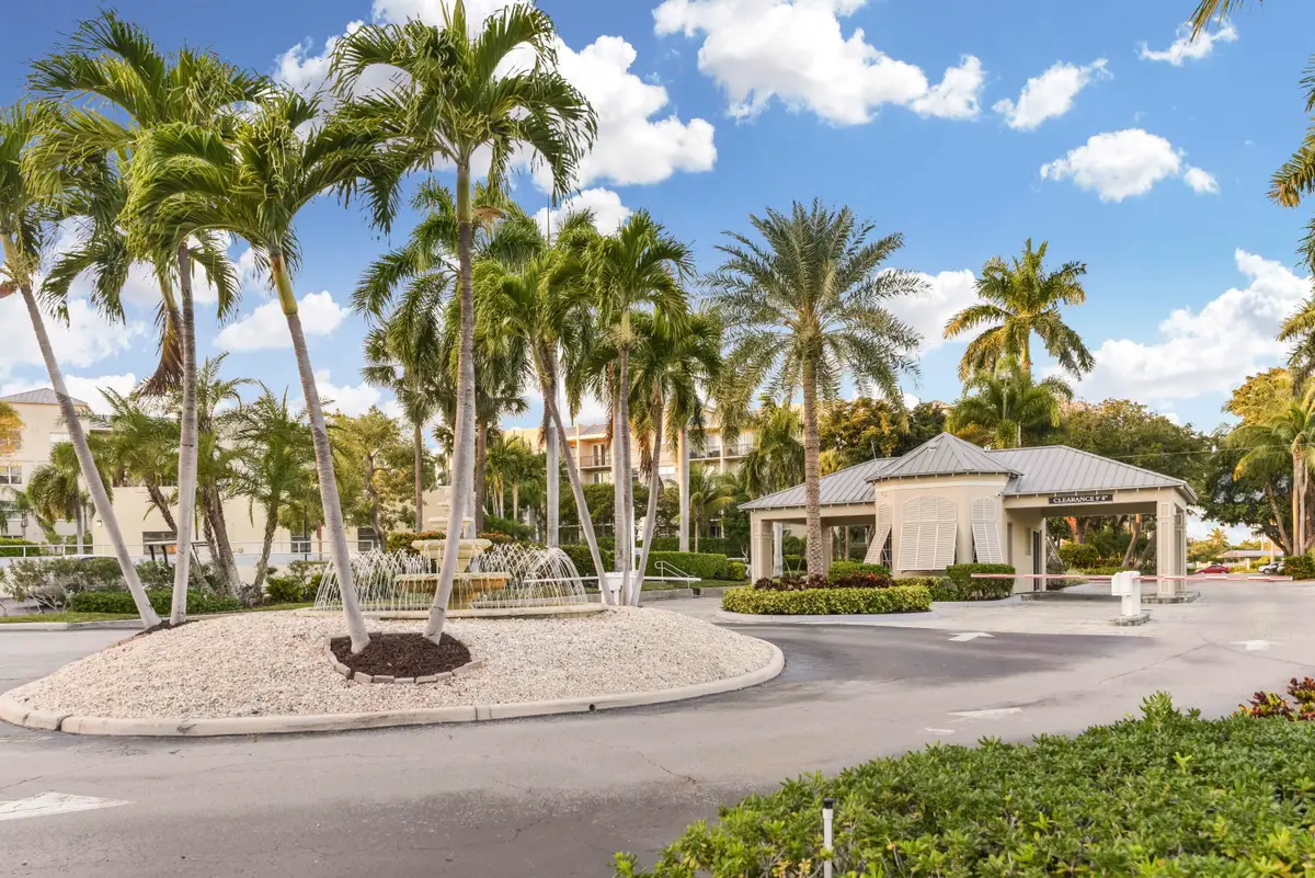 17 Royal Palm Way #105, Boca Raton, FL 33432 - #1