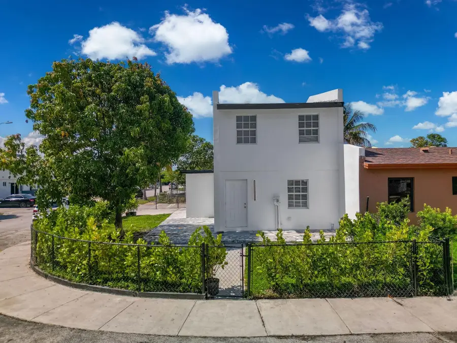 4527 NW 191st Terrace, Miami Gardens, FL 33055 - #2